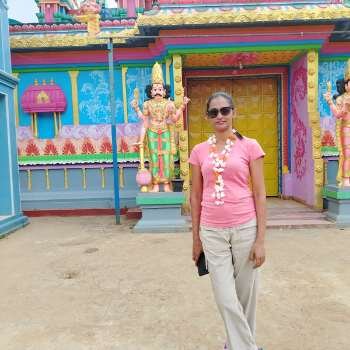 Travel specialist Shayala Liyanage