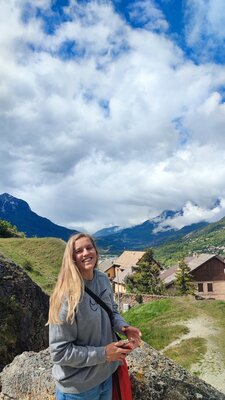 Travel specialist Sara Rakuscek