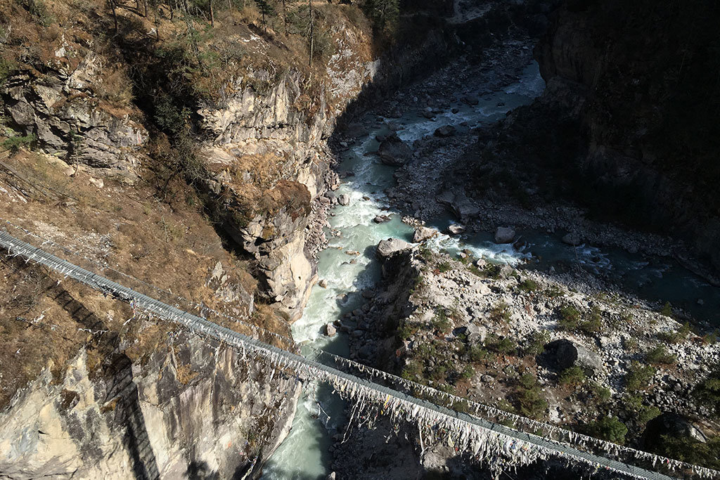 Suspension bridge over the Dudh Kosi river